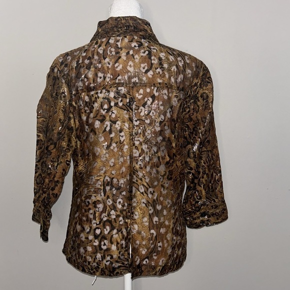 Sexy Animal Print Button-down Top by Choices Size PS - Picture 6 of 10